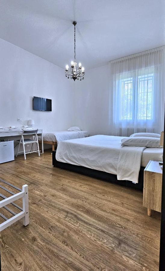 La Ca' Bianca Affittaly Apartments Кастеназо Экстерьер фото