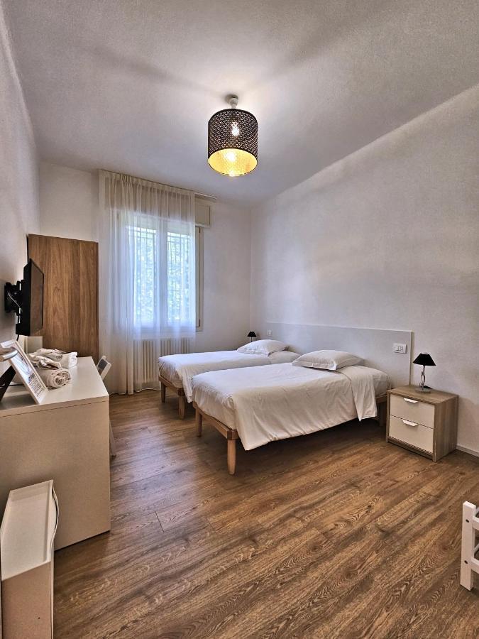 La Ca' Bianca Affittaly Apartments Кастеназо Экстерьер фото