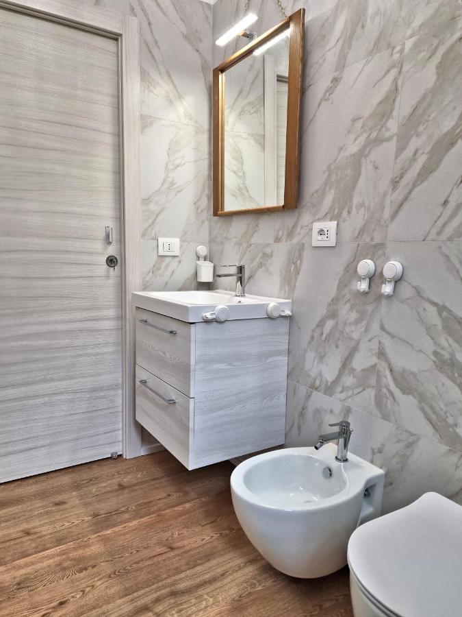 La Ca' Bianca Affittaly Apartments Кастеназо Экстерьер фото